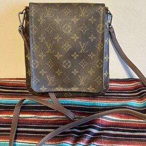 Authentic Louis Vuitton crossbody